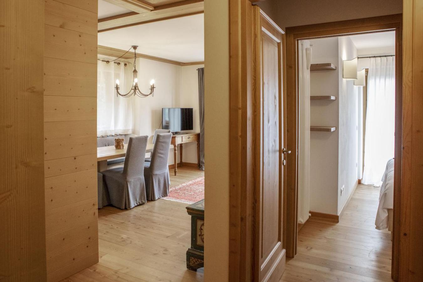 Ca' Del Sole Aparthotel San Vito di Cadore Buitenkant foto